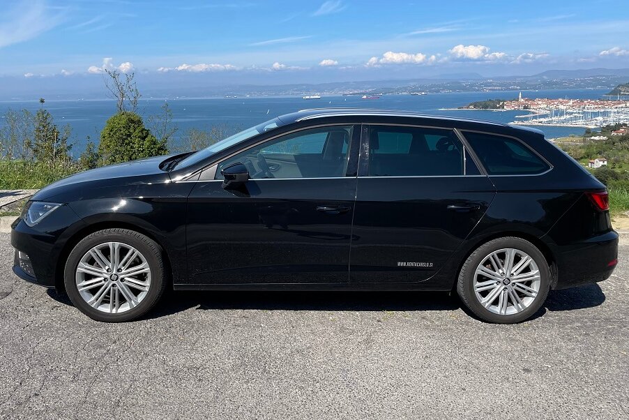 Seat_Leon_B_Profile