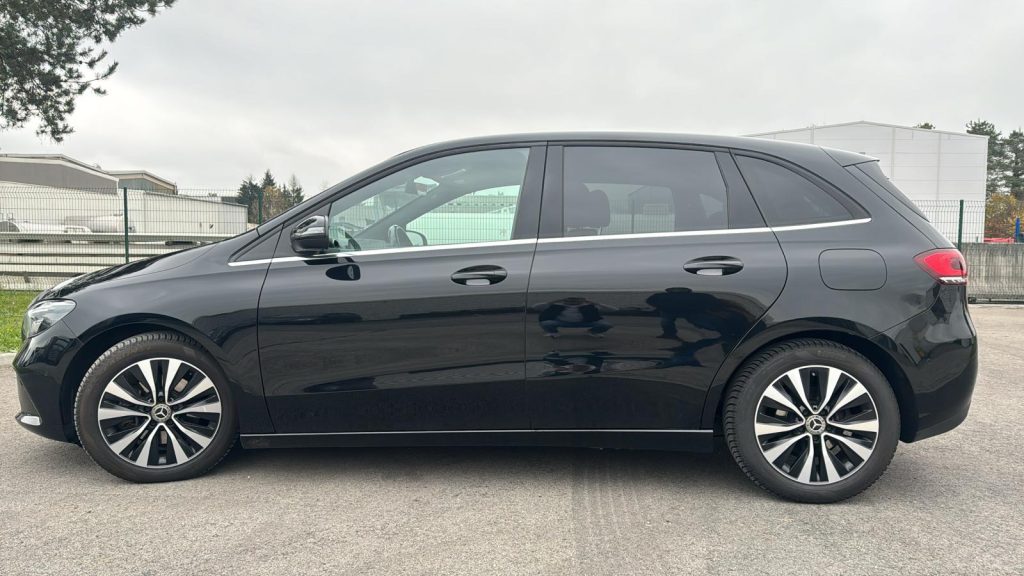 Mersedes Benz B Profile in Slovenia